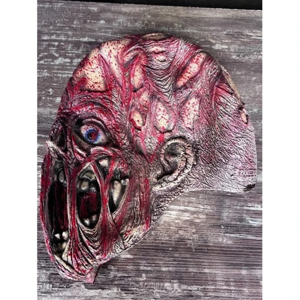 Vintage 2000 Mask Illusion Halloween‎ Undead Latex Mask Excellent Condition